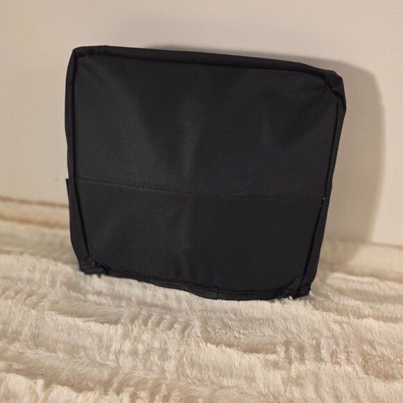 Makeup Bag - Picture 2 of 5